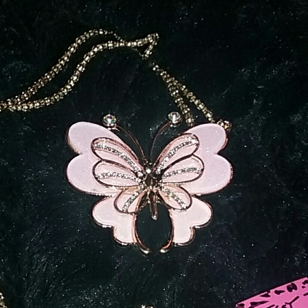 BJ Sweater neclace